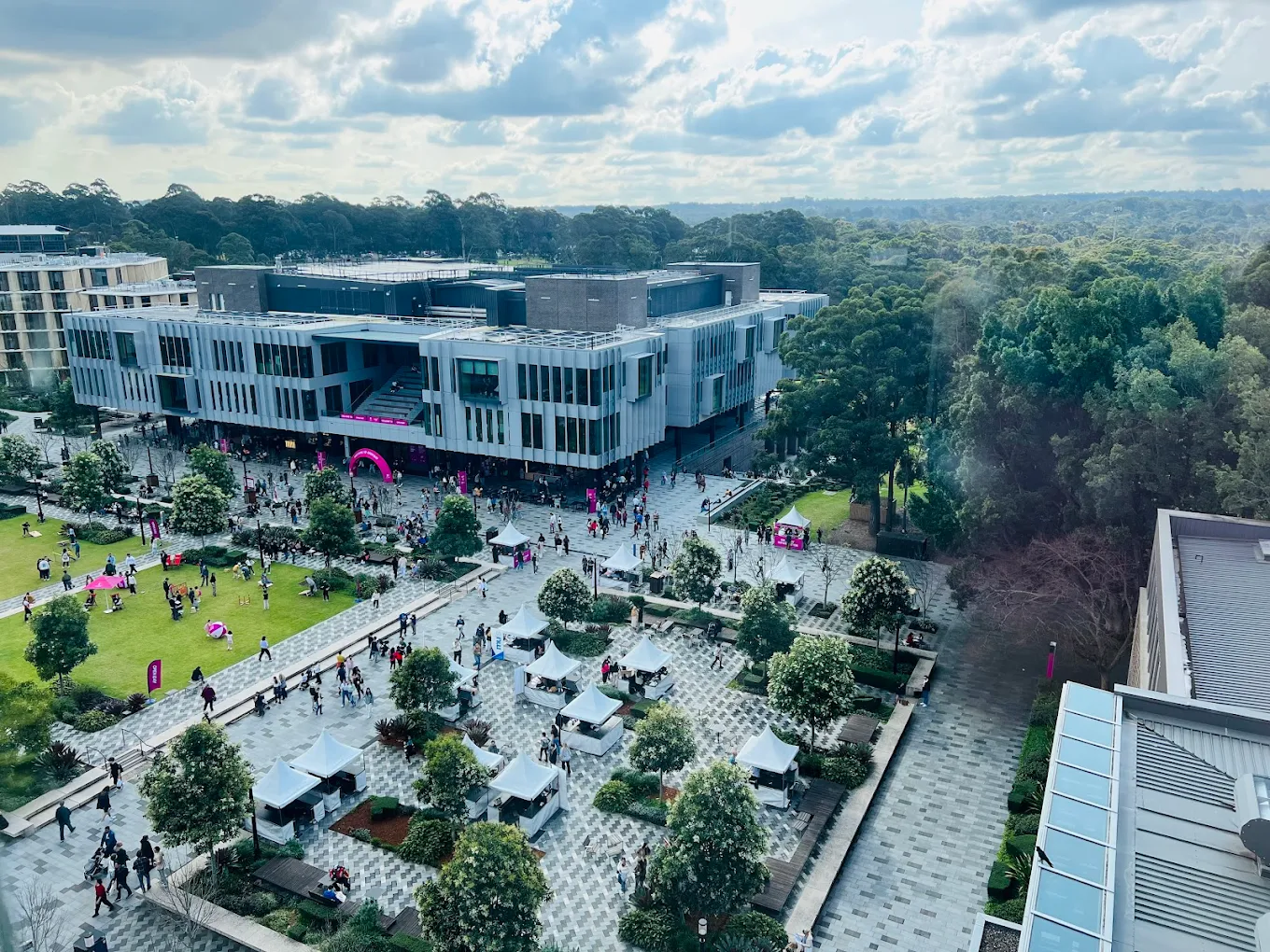 Macquarie University